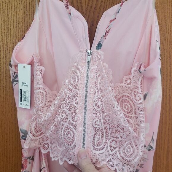 NWT No Boundaries Summer Pink Floral Dress Sz XL (15-17) Midi - Long In Back - Picture 3 of 9